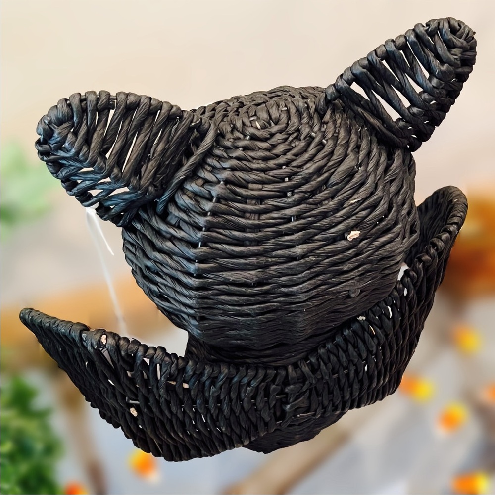 NWT Homegoods Black Woven Wicker Rattan Standing Bat Tabletop Halloween Decor - Picture 10 of 16
